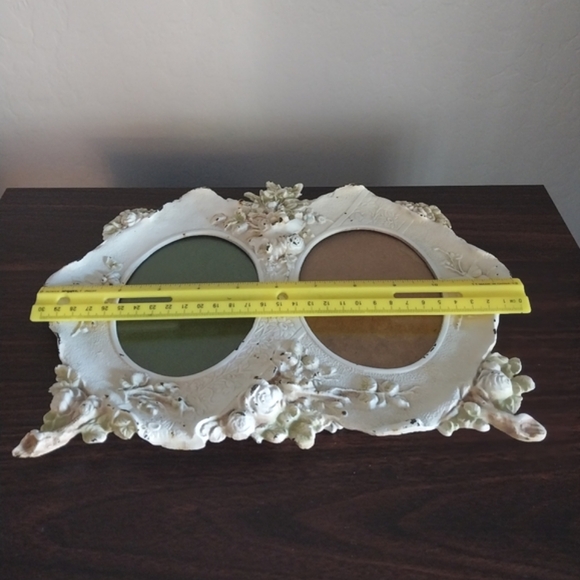 Antique Cast Metal Floral Standing Picture Frame for two Pictures - Picture 16 of 16